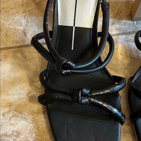 Dolce Vita Strappy Square Toe Heels w/ Faux Wooden Block Heel - Size 8 (?) - Picture 11 of 12